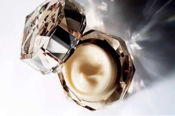 20岁适合用什么面霜