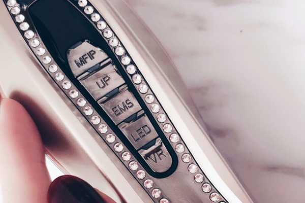 dr.arrivo宙斯美容仪使用方法