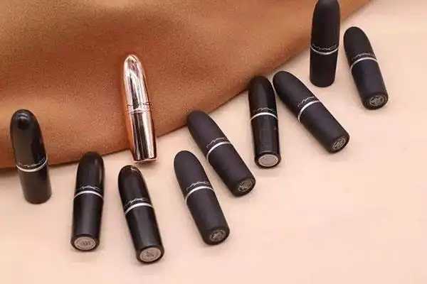 又纯又欲的口红颜色有哪些?9支纯欲口红色号推荐 又纯又欲的口红颜色有哪些?9支纯欲口红色号推荐