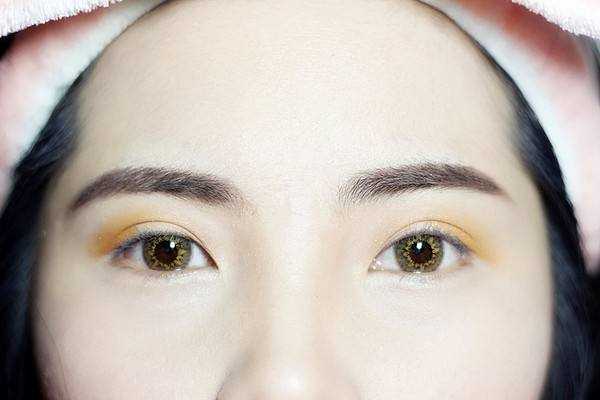 戴美瞳为什么会模糊？戴美瞳前要准备什么