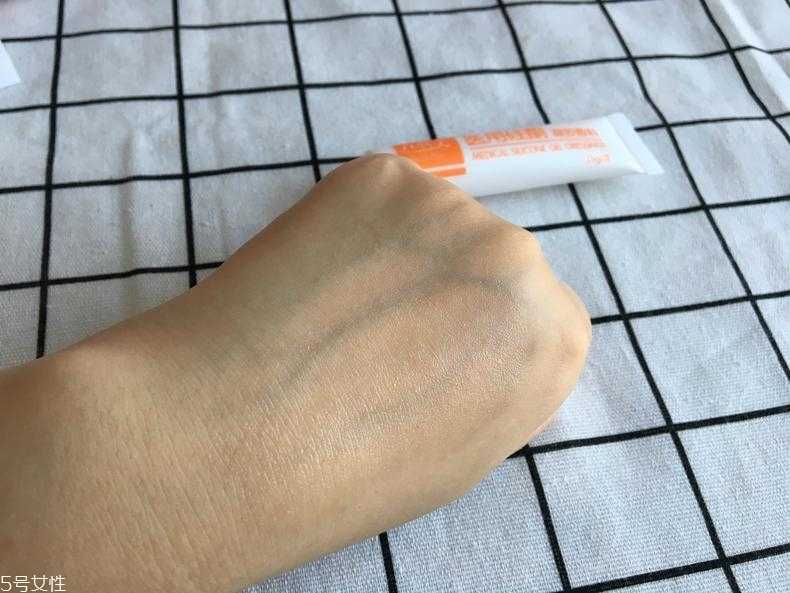 百肤美除疤效果怎么样 和新疤旧印说再见