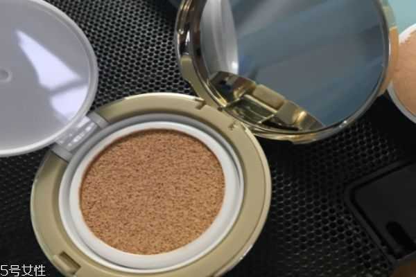 菲诗小铺的气垫怎么样? 菲诗小铺的气垫怎么样?