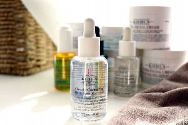 精华液每天早晚都要用吗?精华液每次使用多少 精华液每天早晚都要用吗?精华液每次使用多少