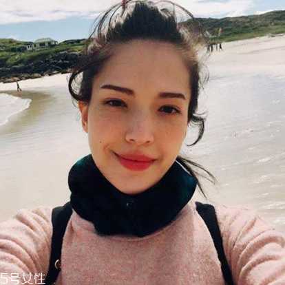 雀斑是什么原因引起的