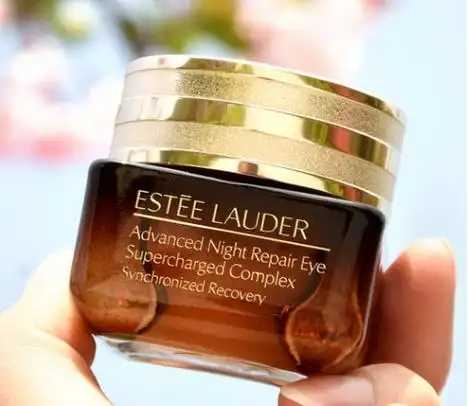 眼霜一般什么时间用最合适