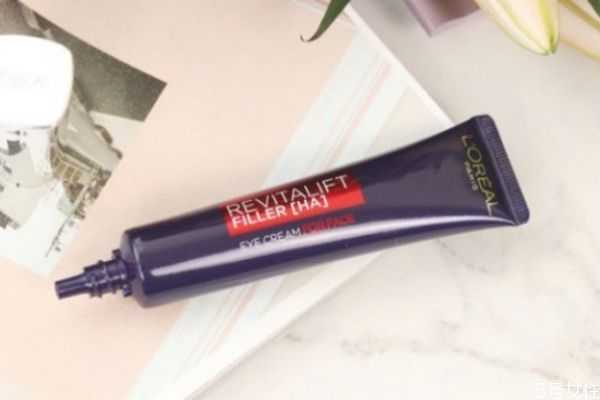 欧莱雅紫熨斗眼霜有什么功效？欧莱雅紫熨斗眼霜的使用方法