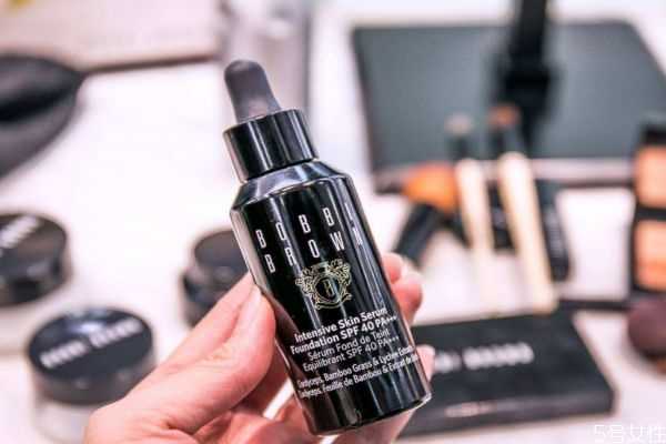 粉底液干了怎么补救?粉底液干了怎么办 粉底液干了怎么补救?粉底液干了怎么办