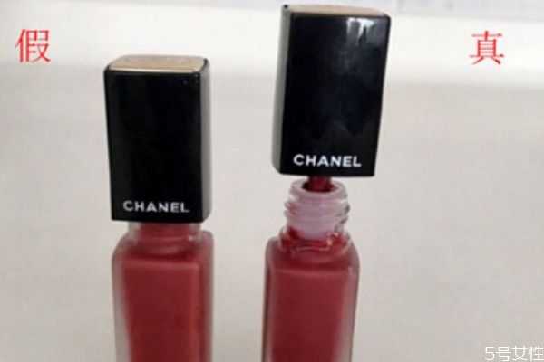 怎么辨别香奈儿154真假?香奈儿唇釉154真假辨别 怎么辨别香奈儿154真假?香奈儿唇釉154真假辨别