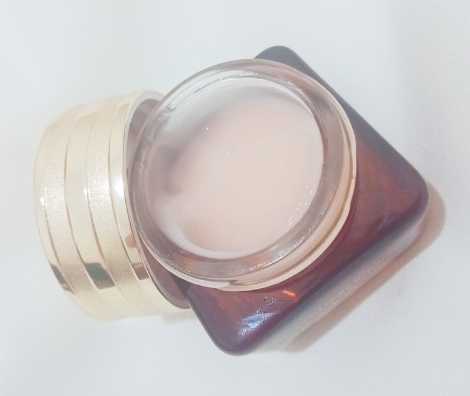 雅诗兰黛抗蓝光眼霜适合什么年龄 20岁会不会太早