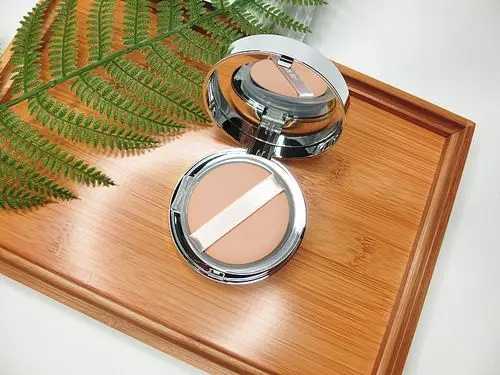 使用粉底霜有危害吗 使用粉底霜有危害吗