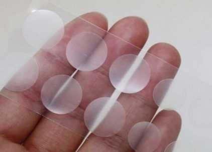 痘痘贴哪个牌子好？痘痘贴贴了有副作用吗