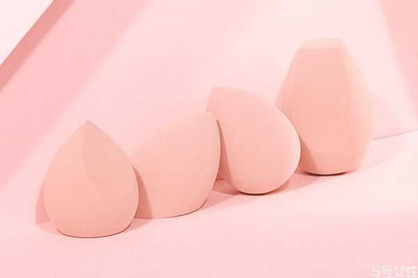 美妆蛋有黑点还能用吗?美妆蛋有霉点怎么弄干净 美妆蛋有黑点还能用吗?美妆蛋有霉点怎么弄干净