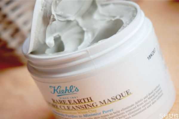 科颜氏白泥一次用量多少?科颜氏白泥可以天天用吗 科颜氏白泥一次用量多少?科颜氏白泥可以天天用吗