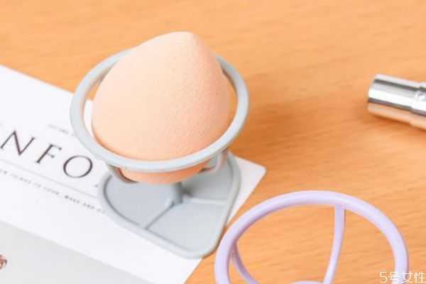 粉扑发霉的原因 为什么粉扑会发霉 粉扑发霉的原因 为什么粉扑会发霉