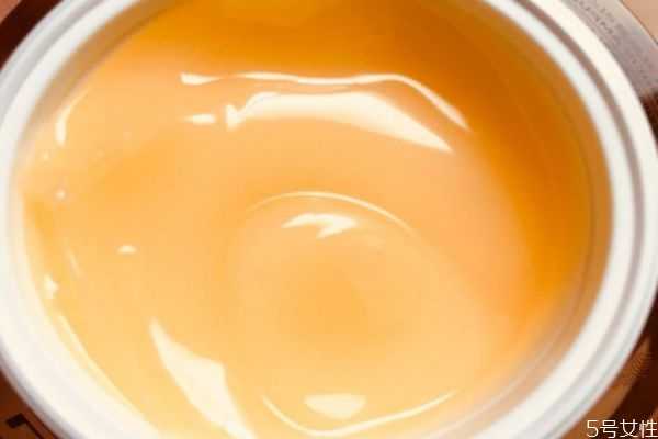 cnp蜂胶面霜怎么样？cnp蜂胶面霜的功效作用