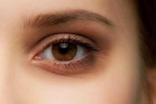 眼睛细纹怎么去掉？去掉眼睛细纹的方法