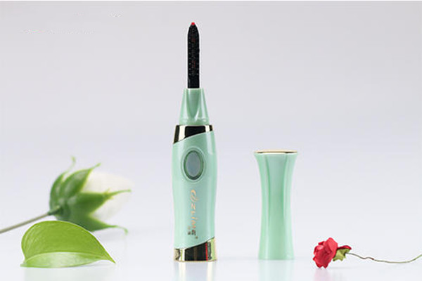 烫睫毛器能每天用吗？烫睫毛器每天用有伤害吗