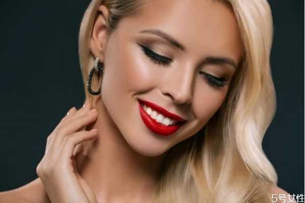 什么眼睛不适合画眼线？不适合画眼线的眼型