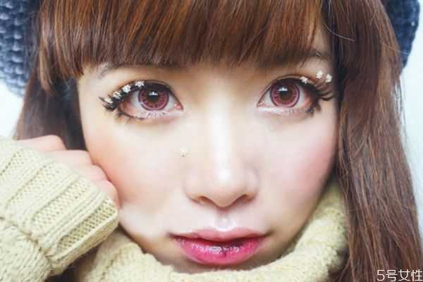 娃娃妆怎么画好看?娃娃妆的减肥画法 娃娃妆怎么画好看?娃娃妆的减肥画法