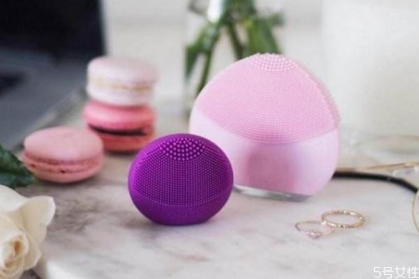 洗脸仪有黑点怎么清洗?洗脸仪发霉怎么清洗 洗脸仪有黑点怎么清洗?洗脸仪发霉怎么清洗