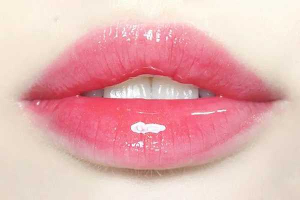 Mac口红哪个色号适合黄皮素颜