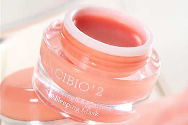 唇膜开封口可以用多久?唇膜开封一年还能用吗 唇膜开封口可以用多久?唇膜开封一年还能用吗