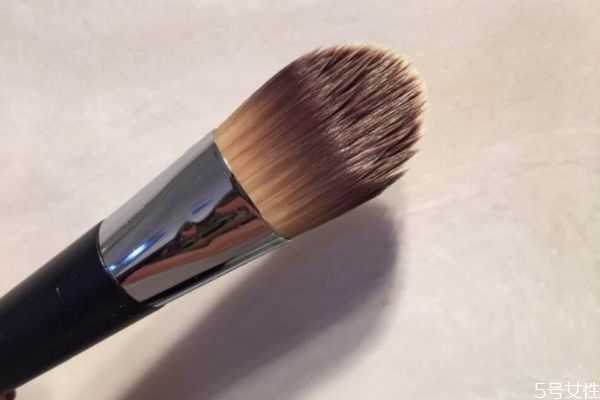 化妆刷清洗后要套网吗？化妆刷晒干还是阴干