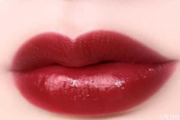 mac口红423好看吗？mac渐变口红423适合黄皮吗