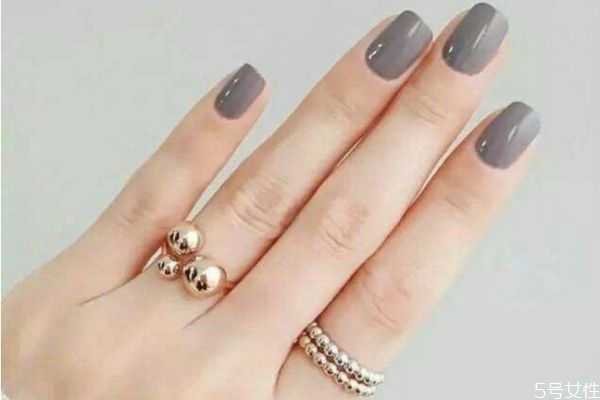 指甲怎么涂好看步骤 正确涂甲油的步骤 指甲怎么涂好看步骤 正确涂甲油的步骤