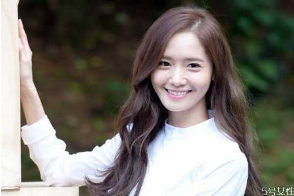 韩式裸妆跟普通的裸妆的区别 韩式裸妆化妆步骤