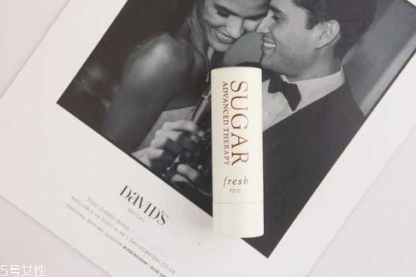 馥蕾诗护唇膏要卸妆吗 馥蕾诗护唇膏要卸妆吗