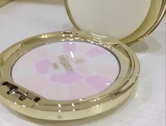 干性皮肤怎么挑选蜜粉