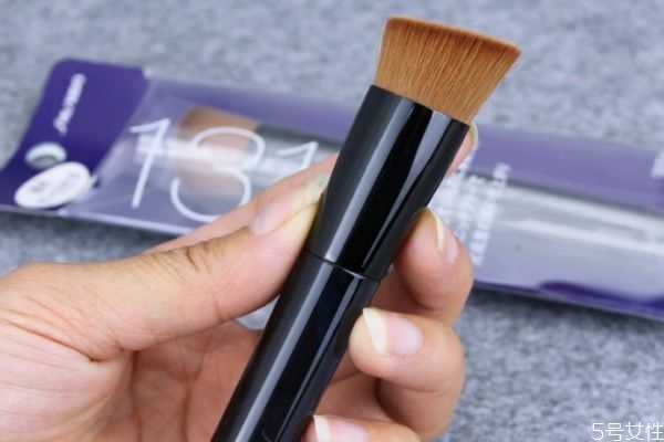 平头刷能用来刷隔离霜吗