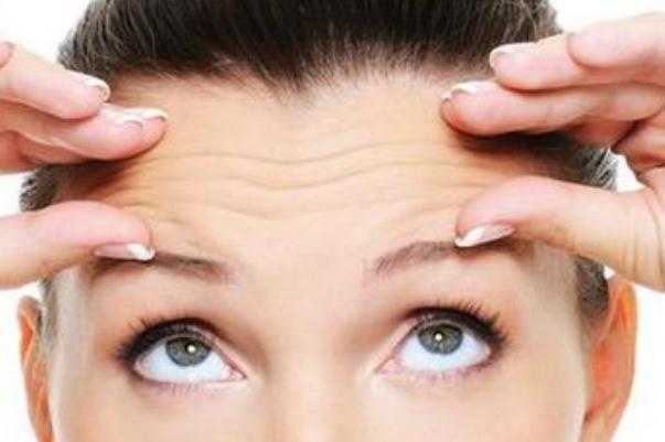 抬头纹是天生的还是后天的？抬头纹是遗传的吗