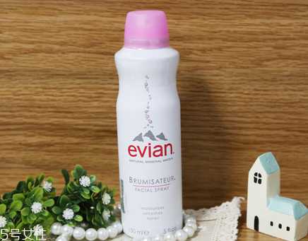 依云喷雾真假分辨方法 教你鉴别依云喷雾真假对比