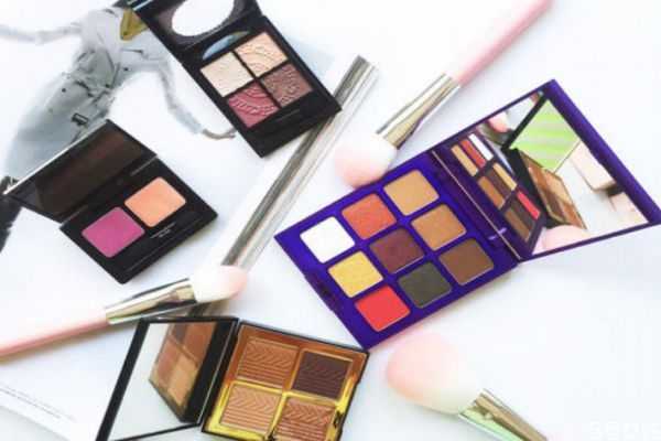 眼影过期了再用有什么后果