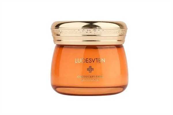 睡眠面膜需要涂很厚吗 睡眠面膜需要涂很厚吗