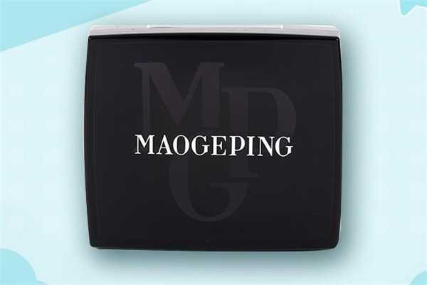 毛戈平粉膏闷痘吗？毛戈平粉膏色号怎么选