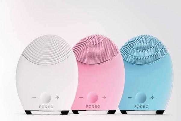 洁面仪是毛刷的好还是硅胶的好