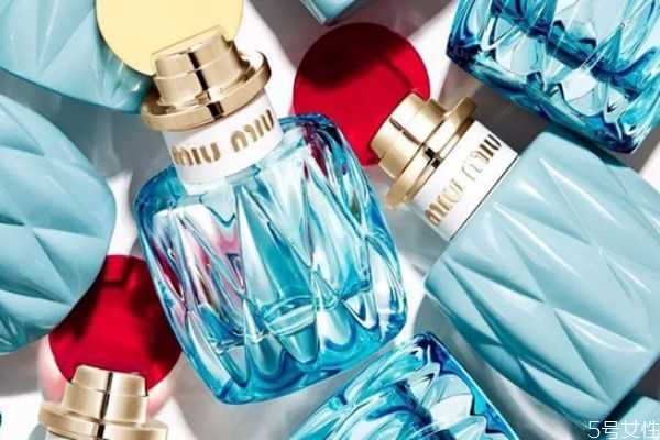 空香水瓶怎么加香水 空香水瓶怎么加香水