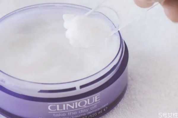 卸妆膏可以卸假睫毛吗 卸妆膏能卸眼线吗