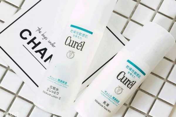 适合大学生用的平价水乳有哪些