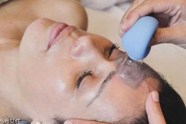 面部拔罐的作用 面部拔罐的作用