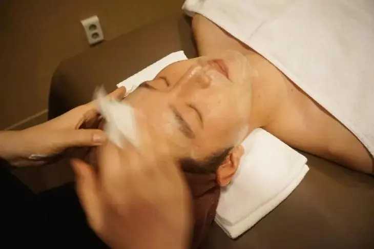 谷雨光甘草水乳怎么样 谷雨水乳怎么样 谷雨光甘草水乳怎么样 谷雨水乳怎么样