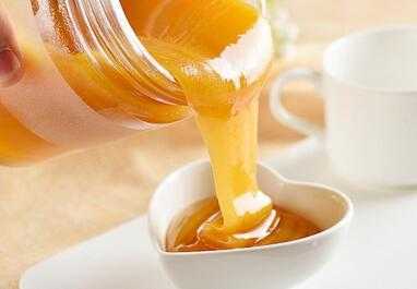 什么是蜂蜜面膜?蜂蜜面膜是否有滋润效果 什么是蜂蜜面膜?蜂蜜面膜是否有滋润效果
