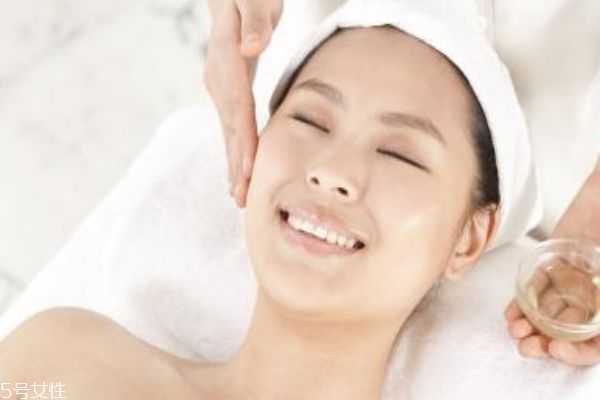 纯露可以直接喝吗 纯露可以直接喝吗