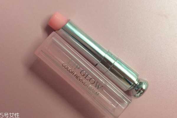 润唇膏能消唇纹吗