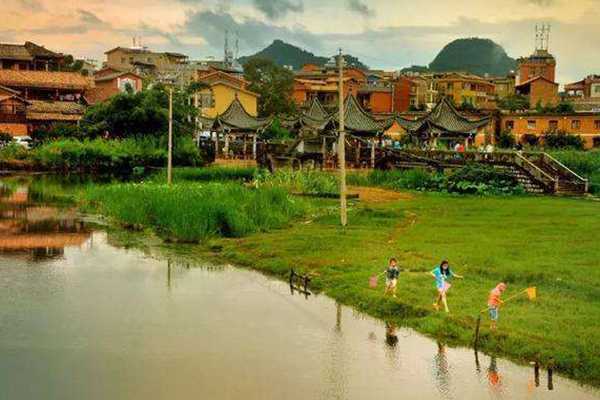 烂番茄色是橘红色吗 烂番茄色是橘红色吗