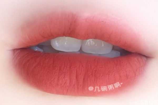 口红出汗怎么恢复?为什么口红会出汗? 口红出汗怎么恢复?为什么口红会出汗?