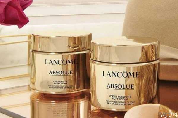 兰蔻菁纯系列有几款面霜?兰蔻菁纯面霜滋润型和清爽型 兰蔻菁纯系列有几款面霜?兰蔻菁纯面霜滋润型和清爽型